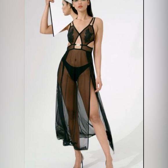 Bluebella long unlined Ophelia chemise - Picture 5 of 16